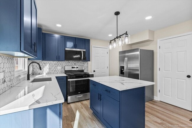 Building Photo - 17740 N Clyde Ave