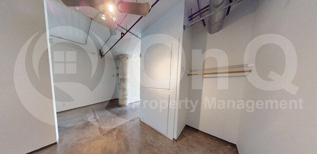Building Photo - 1122 Jackson St