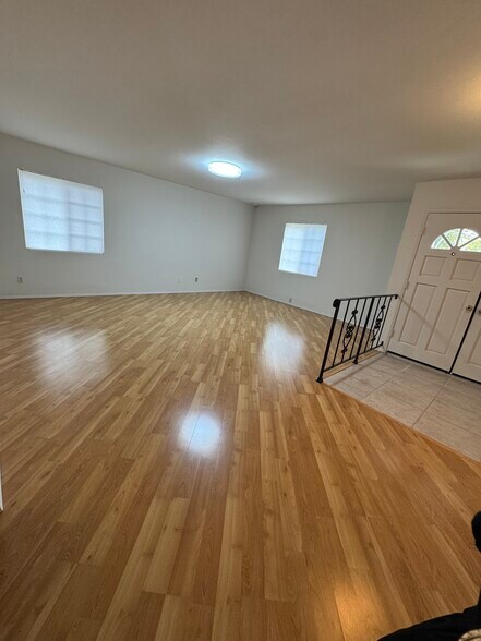 Living Room - 15190 Penasquitos Dr