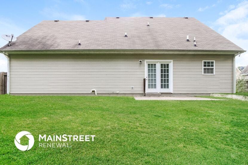 Building Photo - 143 Lyndhurst Dr
