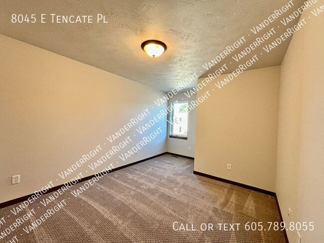 Building Photo - 8045 E Tencate Pl