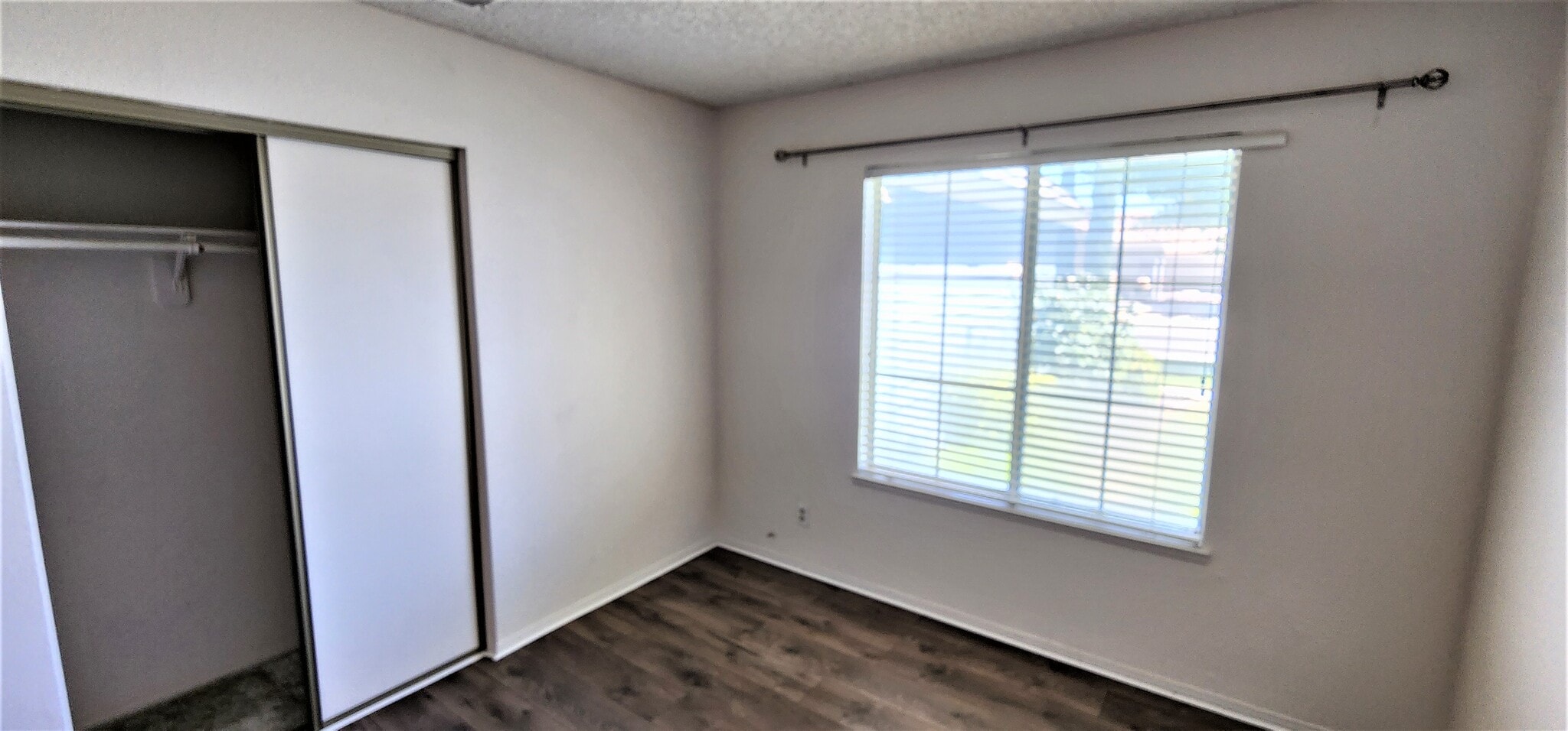 Building Photo - 3219 W Avenue J4