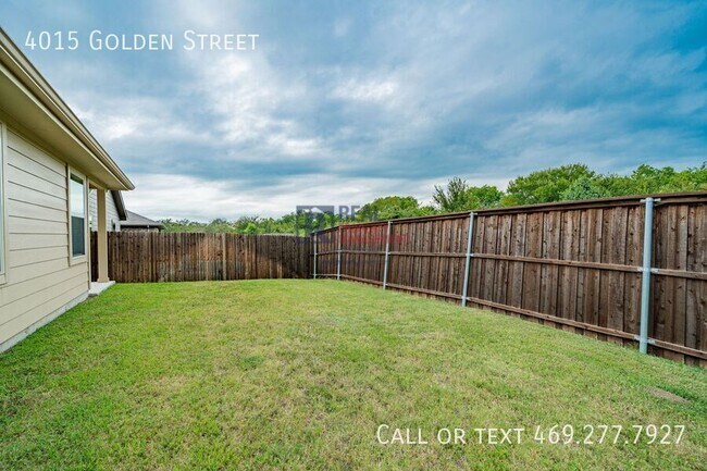 Building Photo - 4015 Golden St