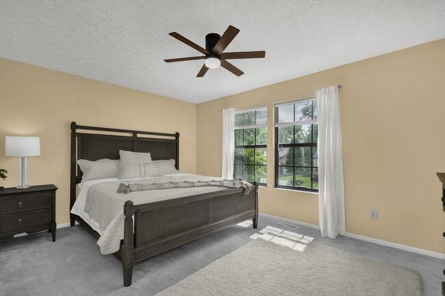 Building Photo - 3084 Highland Park Dr