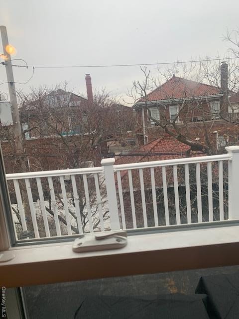 Building Photo - 135 E Olive St