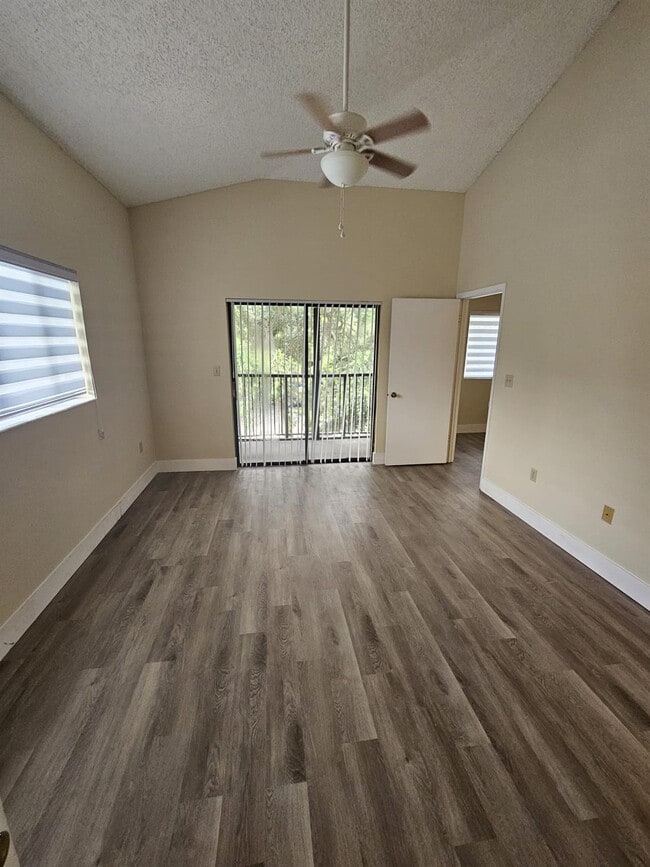 Building Photo - 2445 SW 18th Terrace