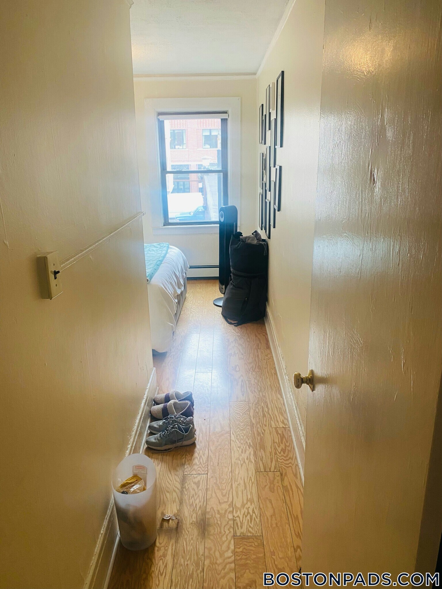 Building Photo - 94 W Cedar St