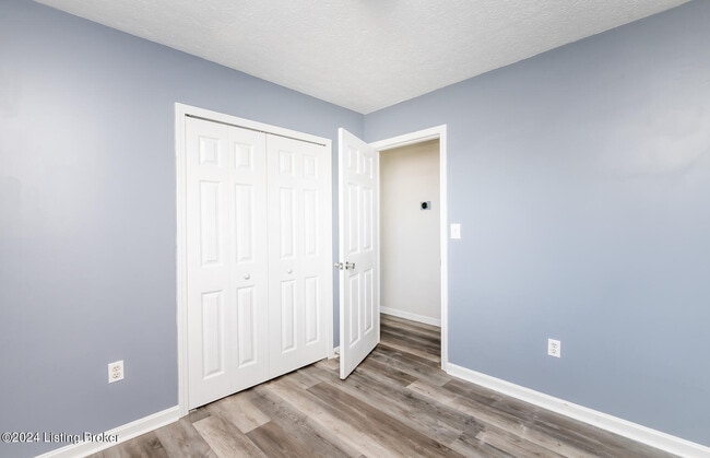 Building Photo - 120 Franklin Ave