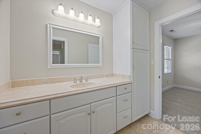 Building Photo - 5109 McCallum Mdws Dr