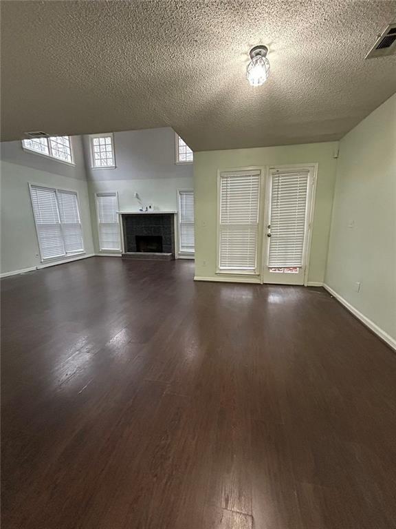 Building Photo - 1730 Paddlewheel Dr NE