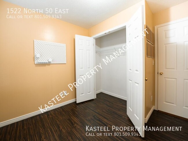 Building Photo - 1522 N 50 E