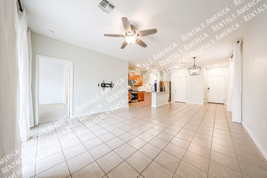 Building Photo - 14151 W Georgia Dr