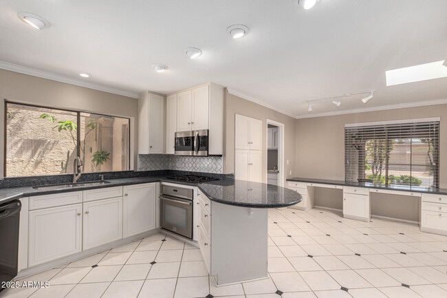 Building Photo - 8513 N 84th St