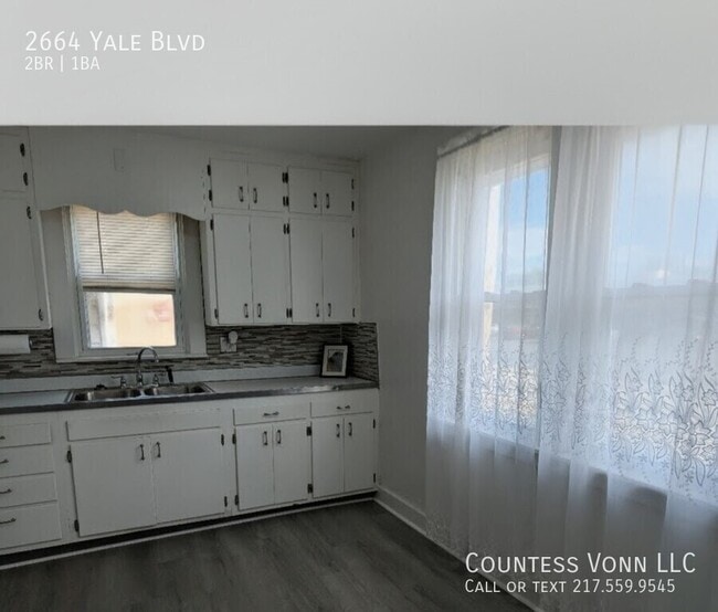 Building Photo - 2664 Yale Blvd