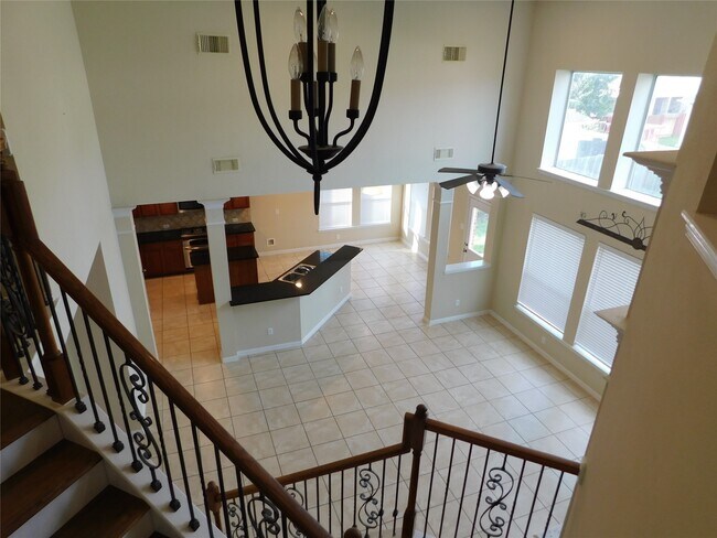 Building Photo - 5527 Baron Ridge Ln