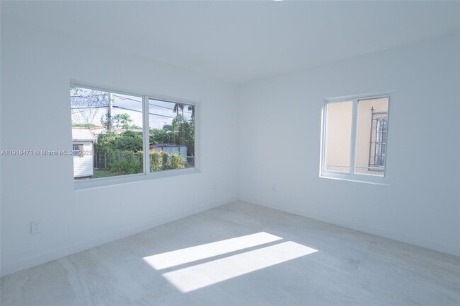 Building Photo - 2675 SW 24th Ter