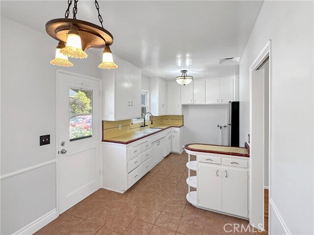 Building Photo - 440 S Lincoln Pl