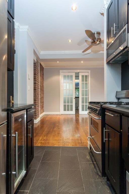 Building Photo - 338 E 100th St