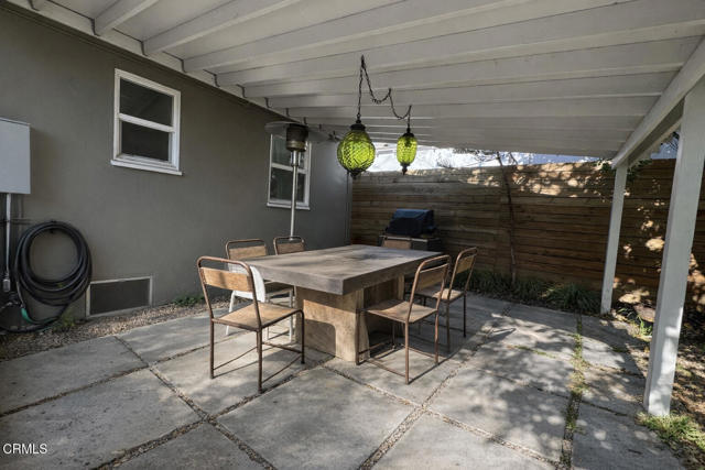 Building Photo - 230 W Elmwood Ave