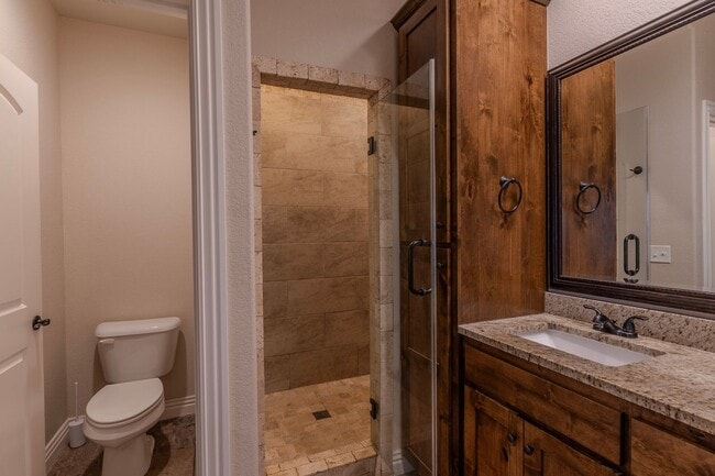 Building Photo - STUNNING 4 Bedroom, 2.5 Bathroom, 2 Car Garage In Fayetteville, AR