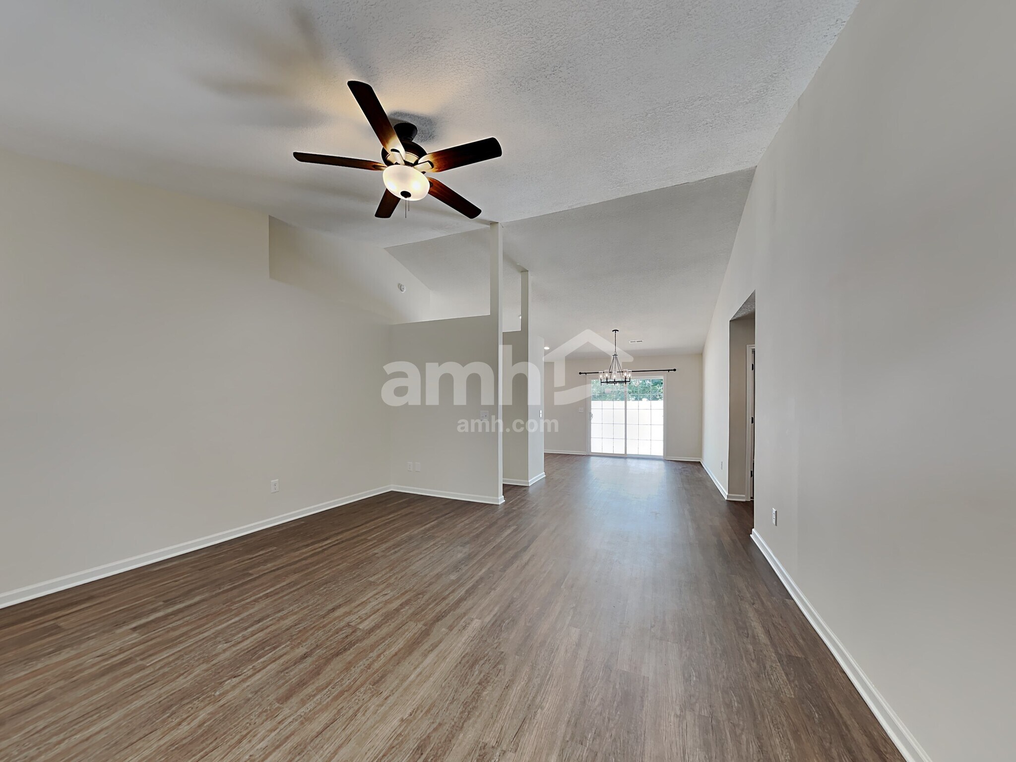 Building Photo - 651 Grover Dr