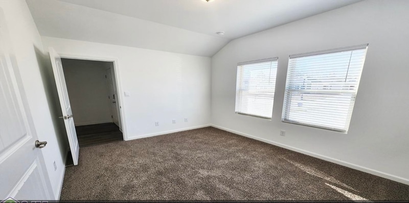 Building Photo - 1206 E St Charles St