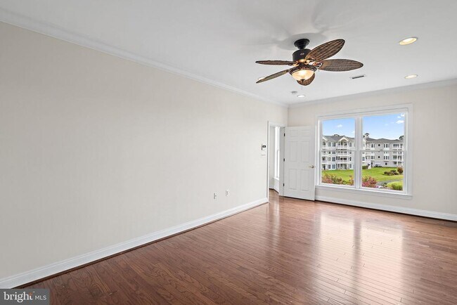 Building Photo - 4700 Water Park Dr
