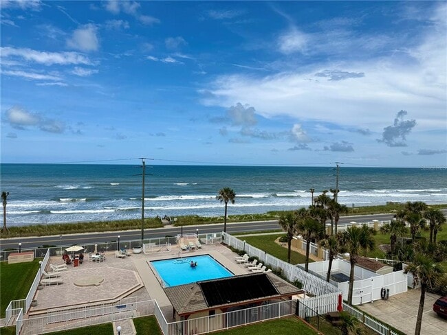 Building Photo - 3600 S Ocean Shore Blvd