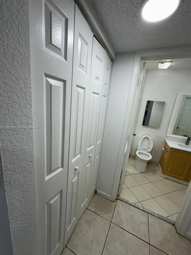 Building Photo - 2428 NW 49th Terrace