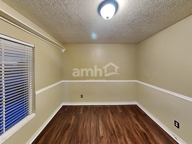 Building Photo - 948 W 1400 N