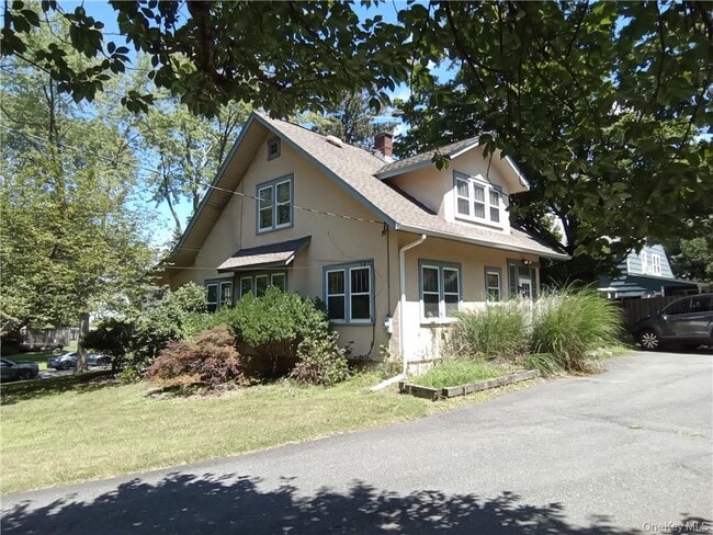 Primary Photo - 25 Van Orden Ave