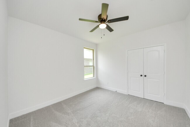 Building Photo - 14380 Zion Gate Crossing