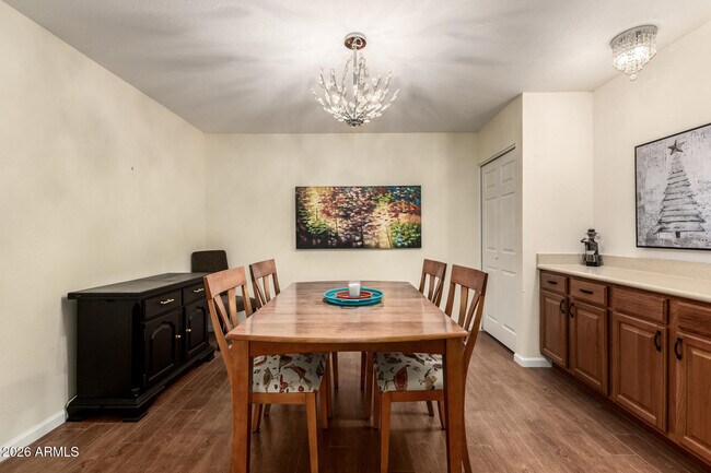 Building Photo - 475 Leisure World