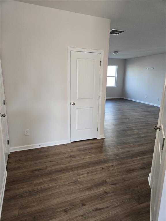 Building Photo - 12 Briarwood Dr W