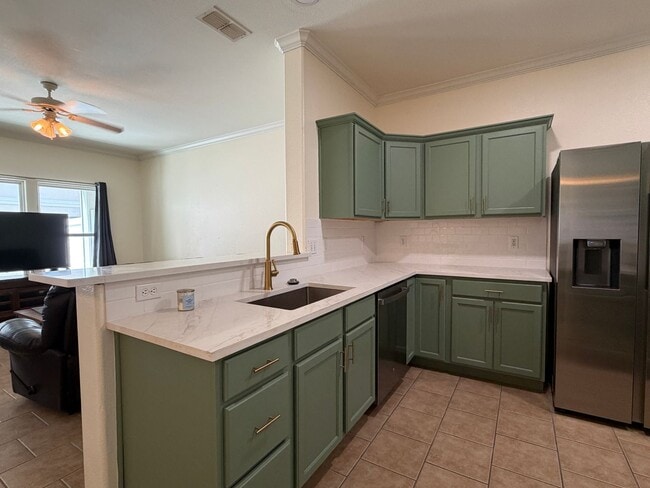 Building Photo - 14901 Windward Dr
