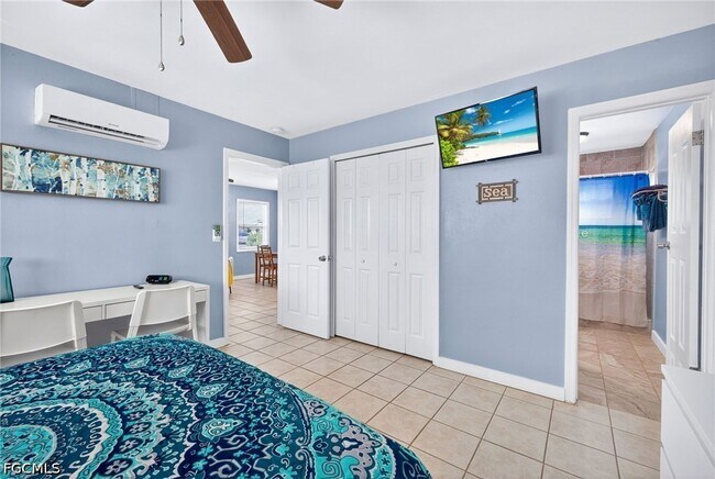 Building Photo - 4831 Tudor Dr