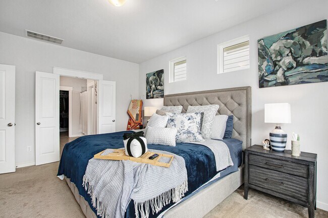 Building Photo - 40557 Mostyn Lake Dr