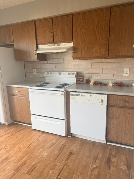 Building Photo - 54 Ferguson Dr