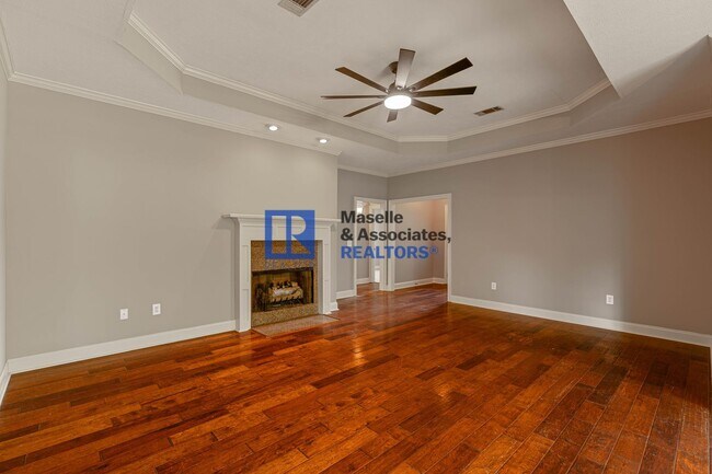 Building Photo - 3 Bed/2 Bath Home in Reservoir East of Brandon