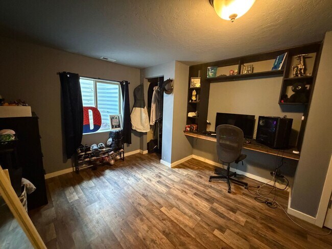 Building Photo - 6584 S Azimuth Ct