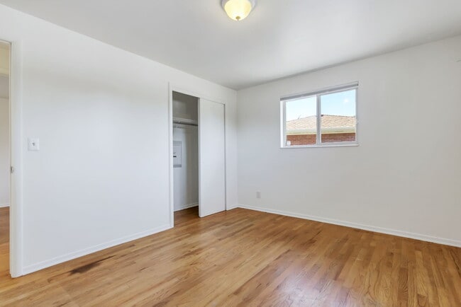 Building Photo - 2021 Sherrelwood Cir