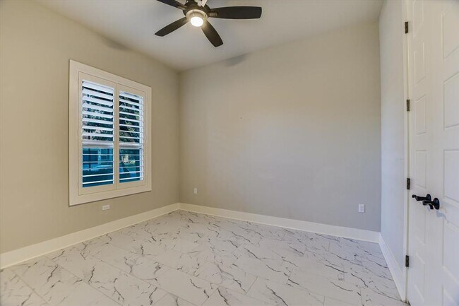Building Photo - 12812 Padua Dr