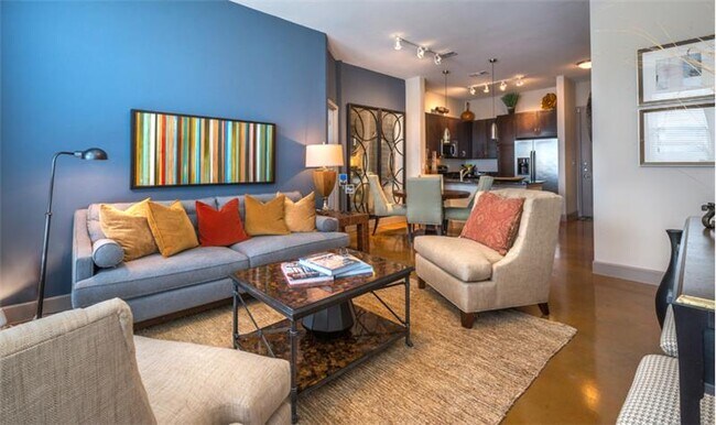 Building Photo - 2612 Ross Ave