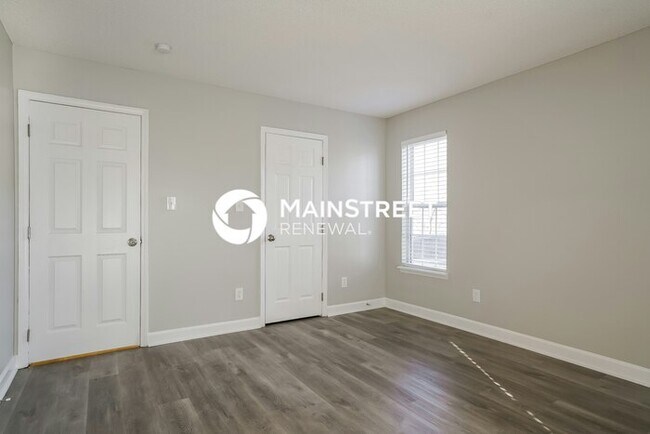 Building Photo - 3 Bedroom Pet-Friendly Home in RALEIGH, NC with Main Street Renewal