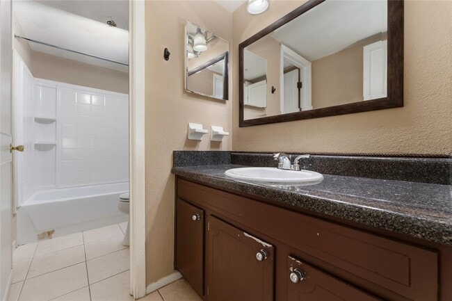 Building Photo - 1918 Conway Rd