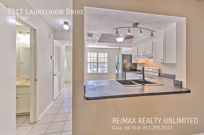 Building Photo - 3312 Laurel View Dr