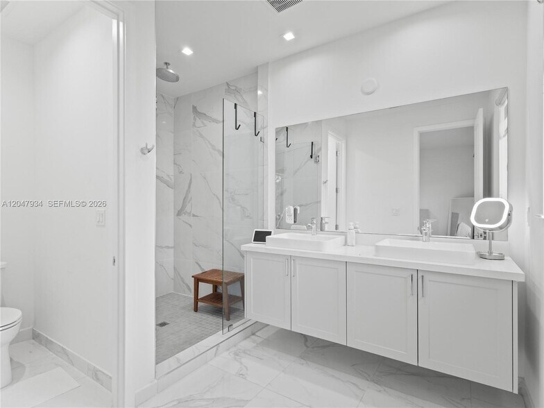 Building Photo - 4388 NW 81st Ave