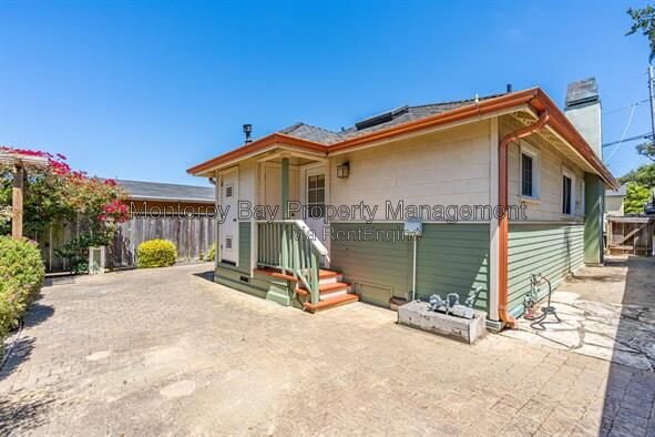 Building Photo - 414 Monterey Ave