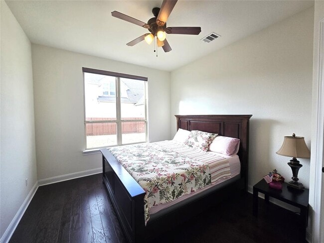 Building Photo - 2900 Zoysia Dr