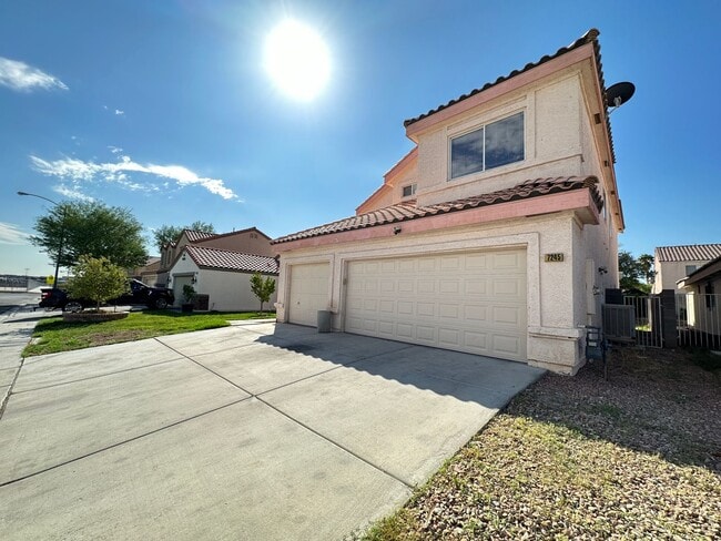 Building Photo - TIMBER CREEK VILLAGE